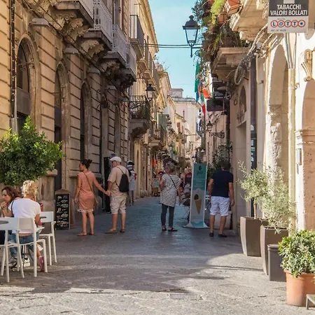 Апартаменты Darsena By Wonderful Italy Сиракузы